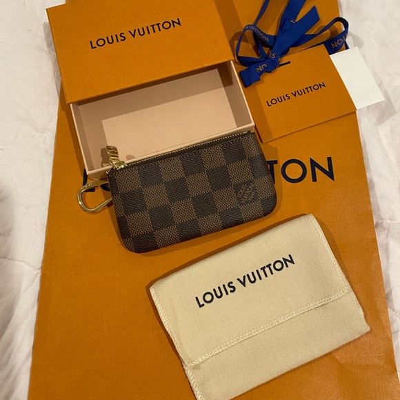 LOUIS VUITTON Key pouch NEW - Picture 1 of 7